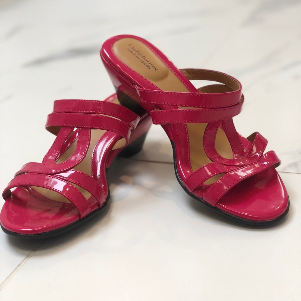 💕Croft&Barrow Hot Pink Slides💕